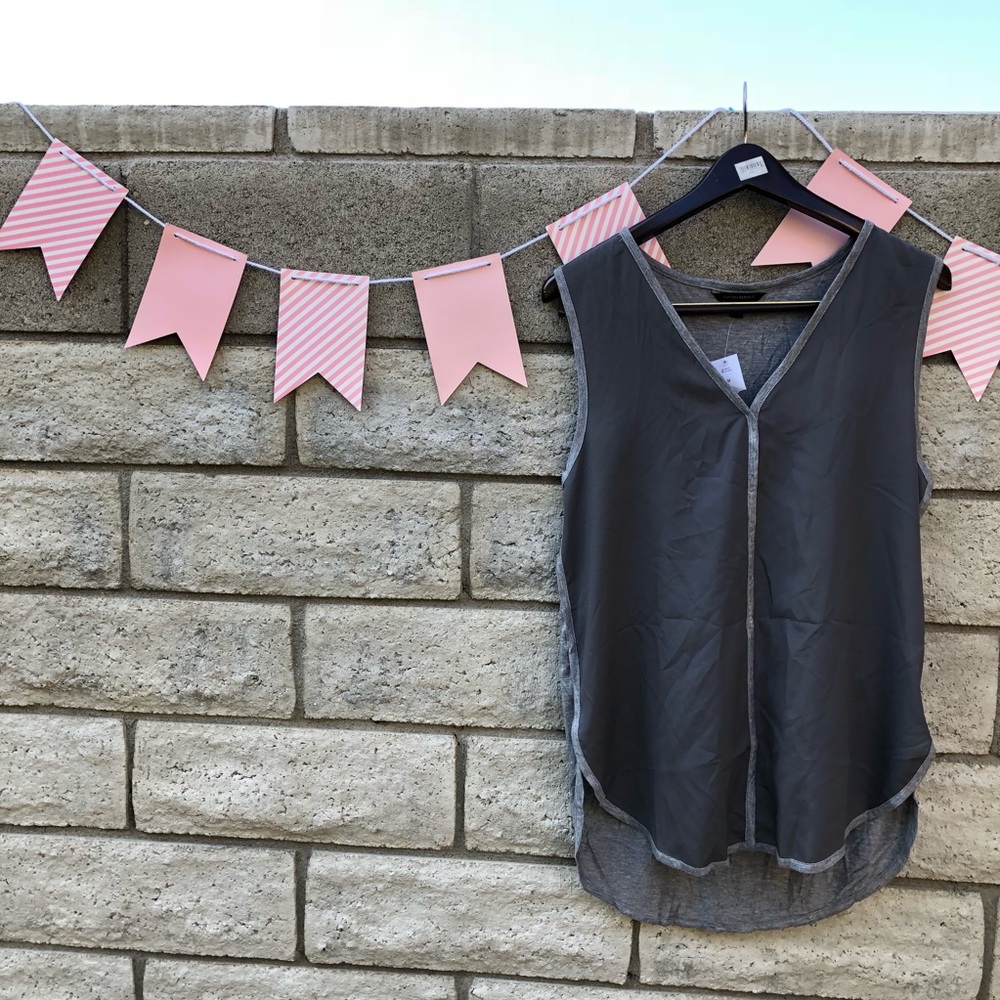 NWT Banana Republic Timeless Gray Tank Top